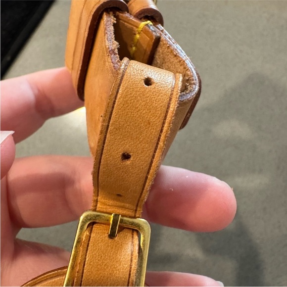 Louis Vuitton Tan Leather Bag Tag - Picture 3 of 6